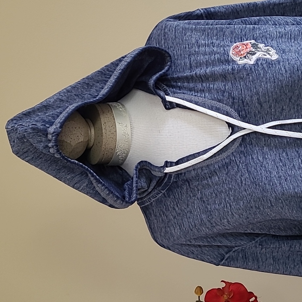 Hoodie Kanga Pouch Sleepwear Pebbled Blue Rose Applique No Boundaries So Soft 2X - Picture 3 of 11